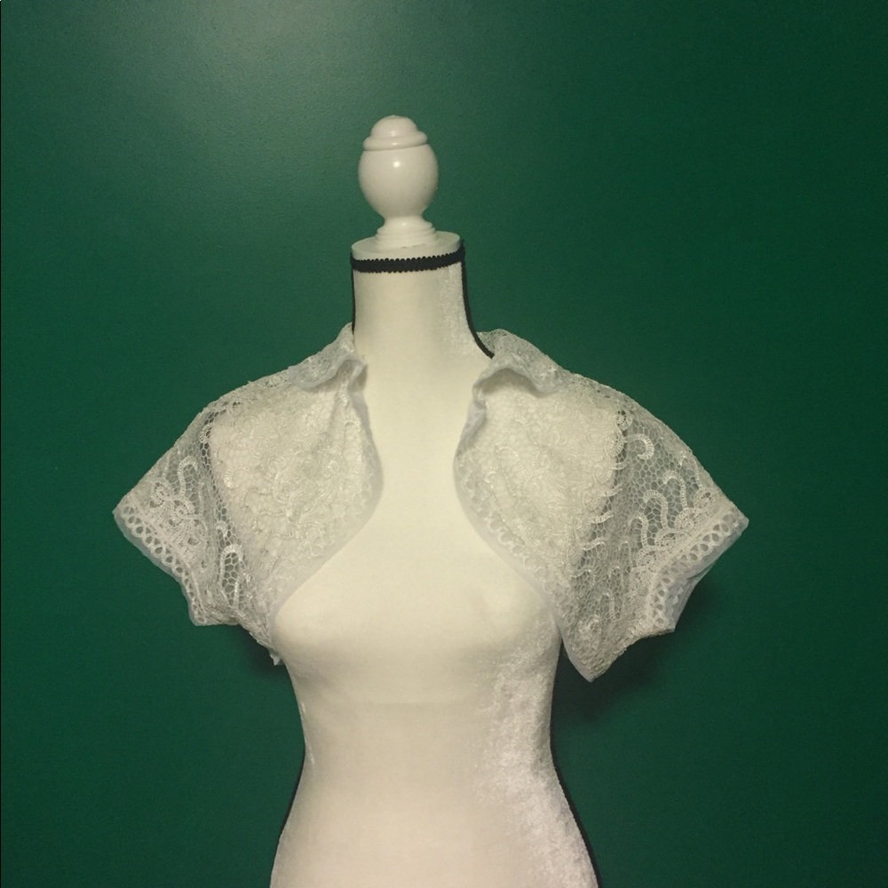 Lulu Guinness Lace Shrug NWT